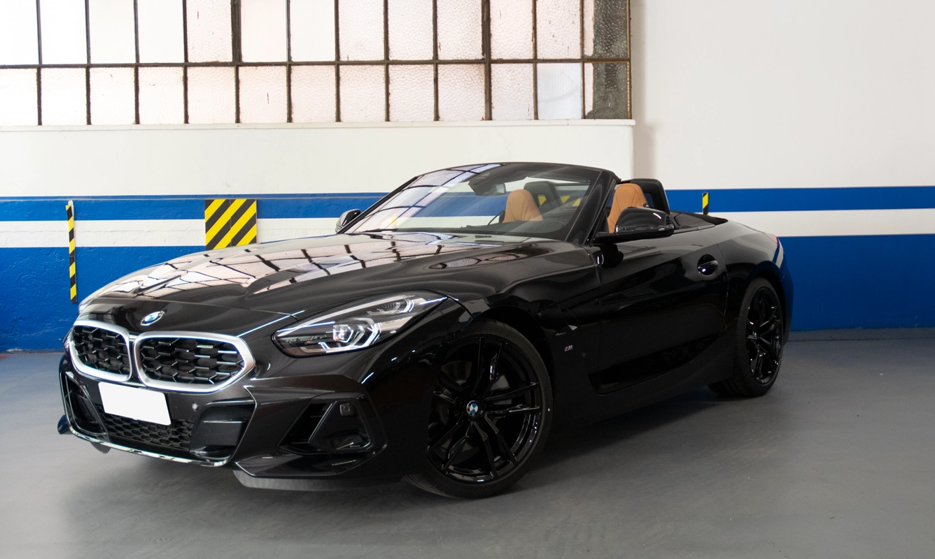 rent BMW Z4 Roadster rent BMW Z4 Roadster